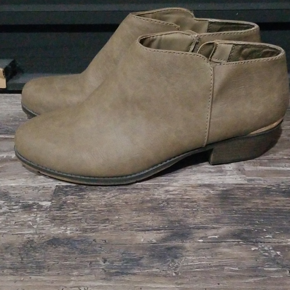 Booties - Picture 2 of 5